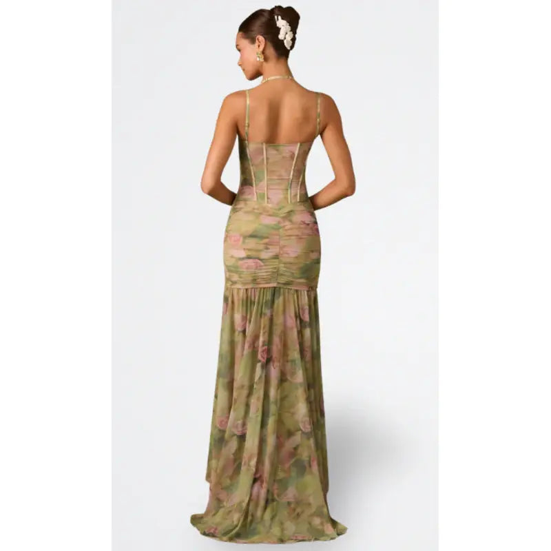 Isamara™ | Garā kleita ar korseti