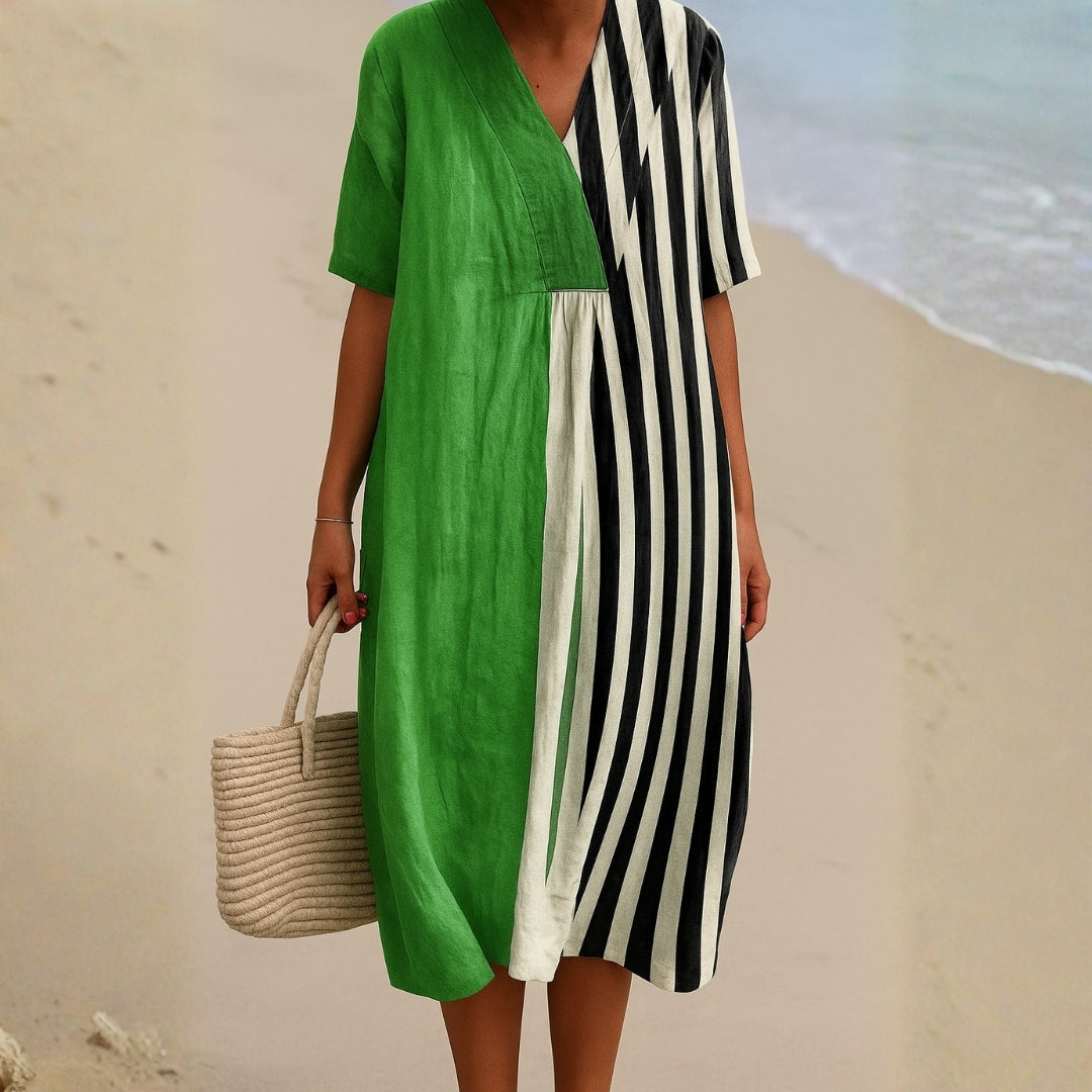 Noēmija™ | Spilgti Zaļa Kleita ar Melnām Svītrām