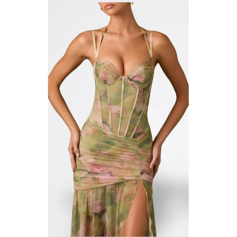 Isamara™ | Garā kleita ar korseti