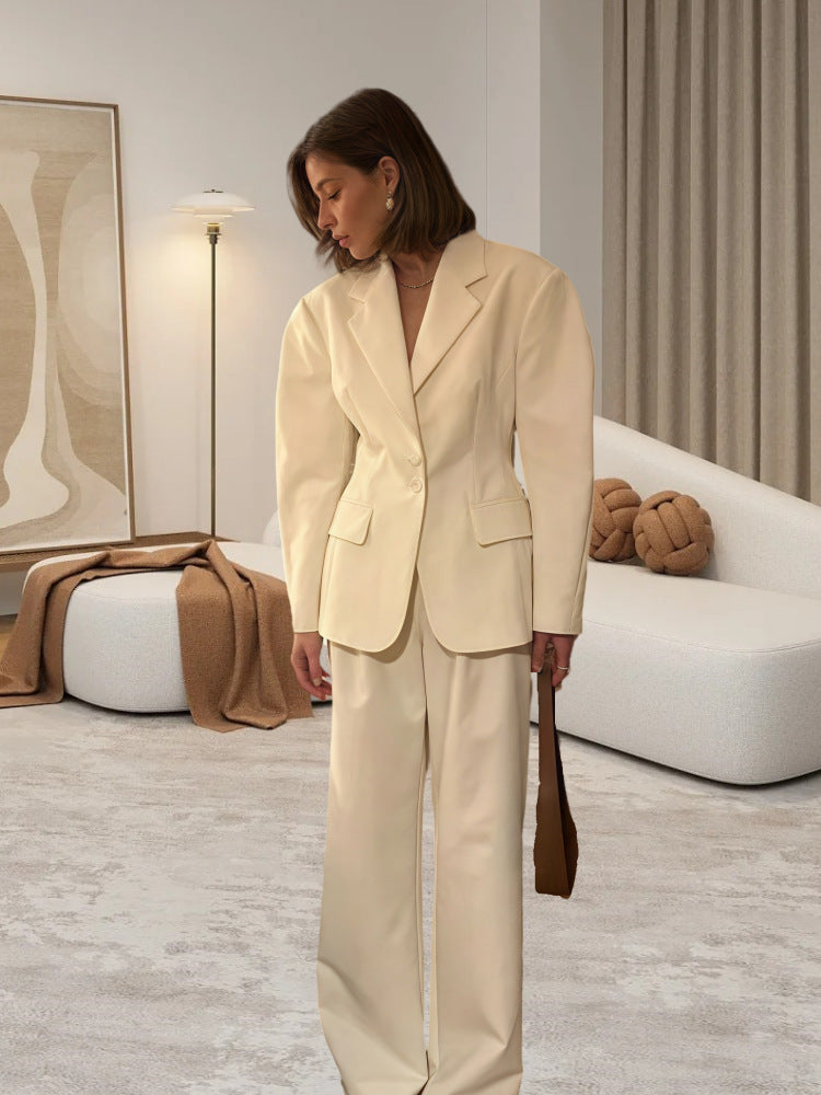 Ambrine pielāgotā jaka