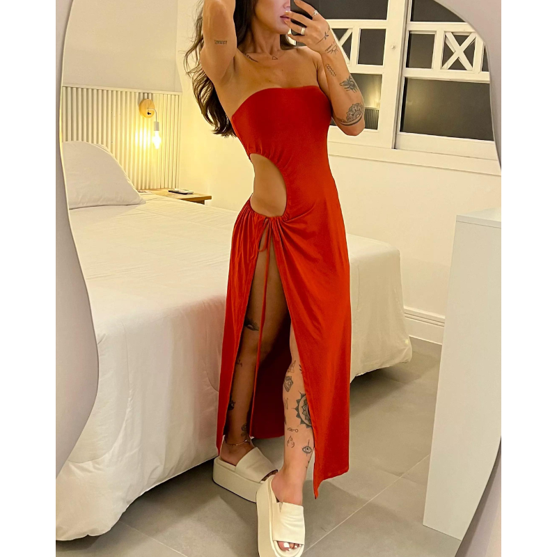 Julie™ - Bandeau kleita ar šķēlumu no zīda un lentēm