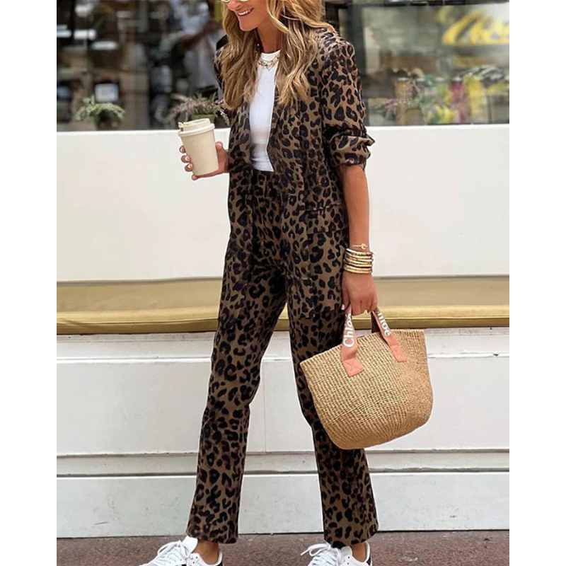 Penelope™ | Žakete un bikses ar leopardu rakstu