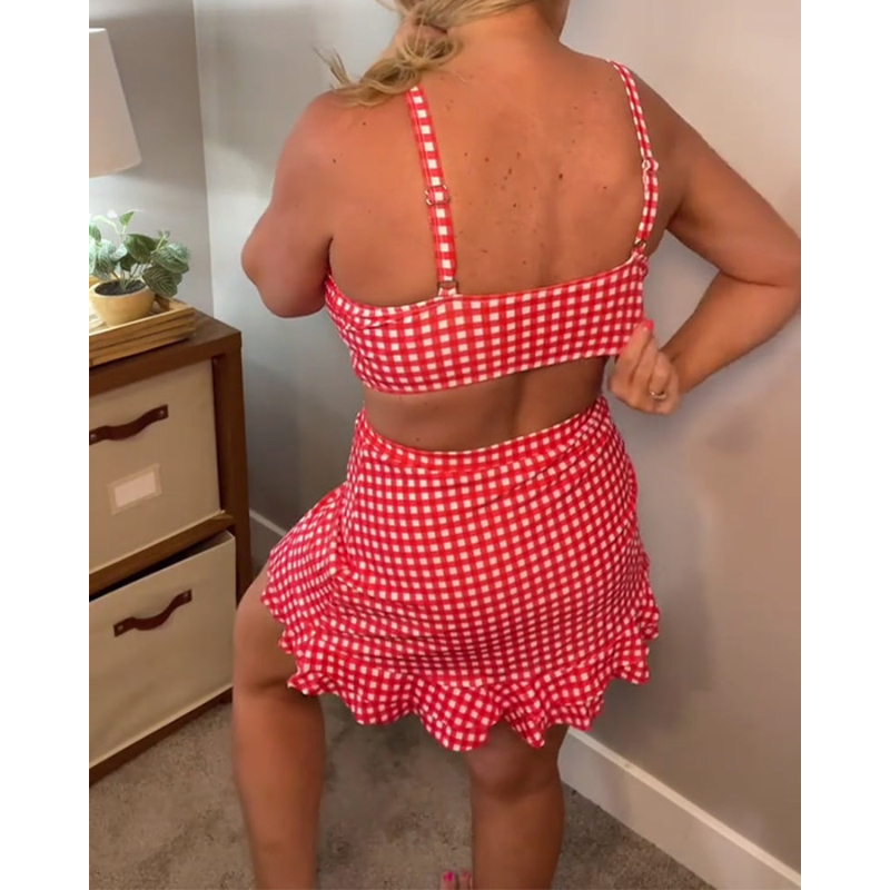 Peldkostīms ar brīviem siksnām un rūtainu rakstu, divdaļīgs