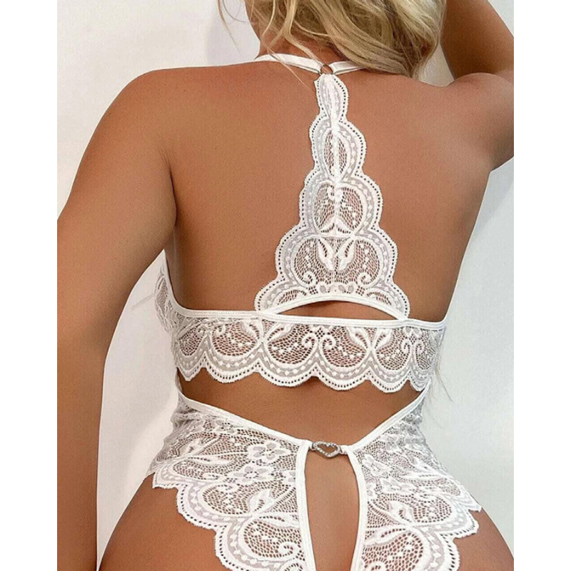 Eyla™ Vilinošs mežģīņu pidžams ar atvērtu dizainu