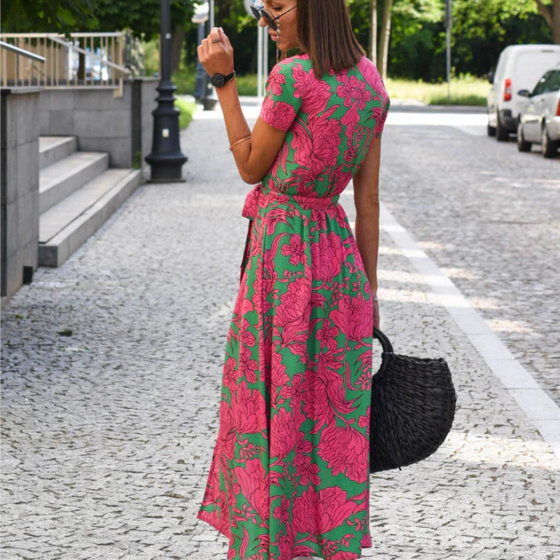 Nuvia™ | V-veida A-līnijas kleita